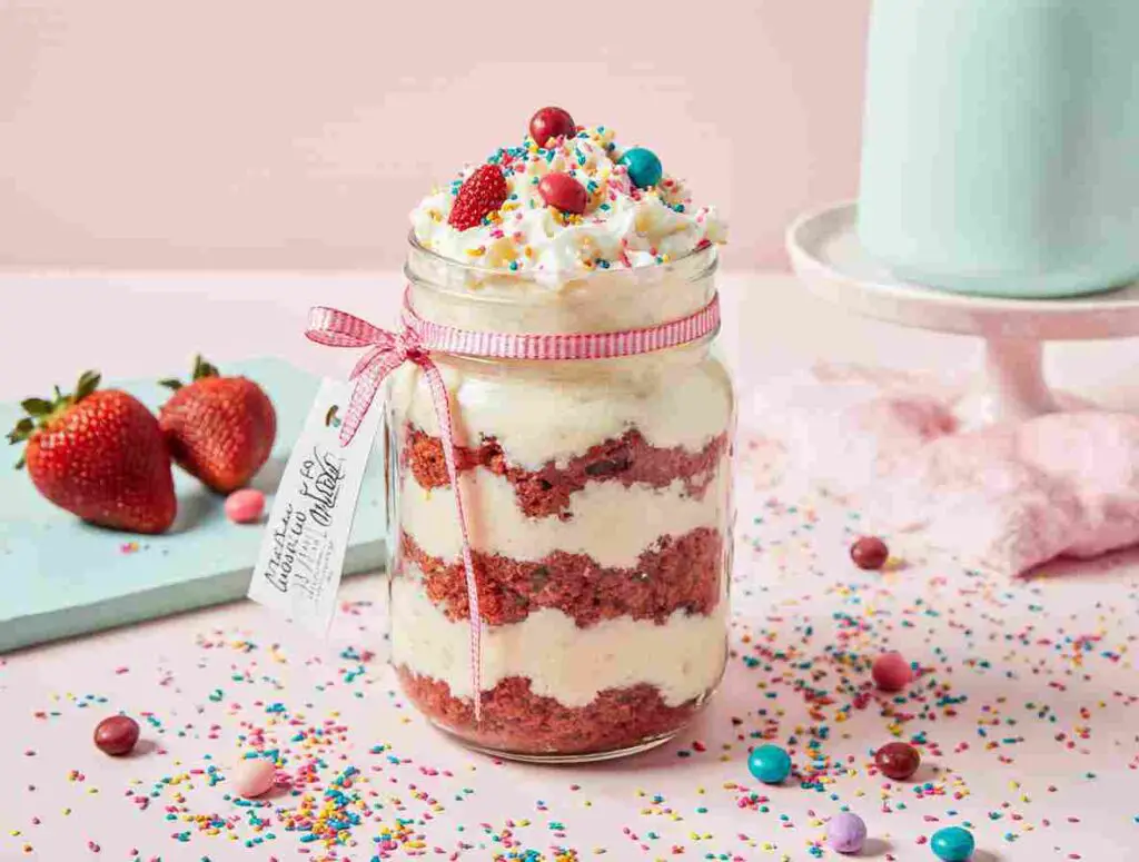 Cake in a Jar Recipe – Easy Birthday Treats & DIY Gift Idea 7 Cake in a Jar Recipe